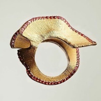 Ring by Luz Camino